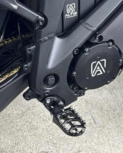 Altis Delta Pegs