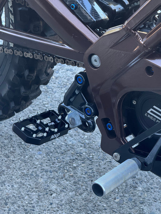 Peg Mount Titanium Bolts