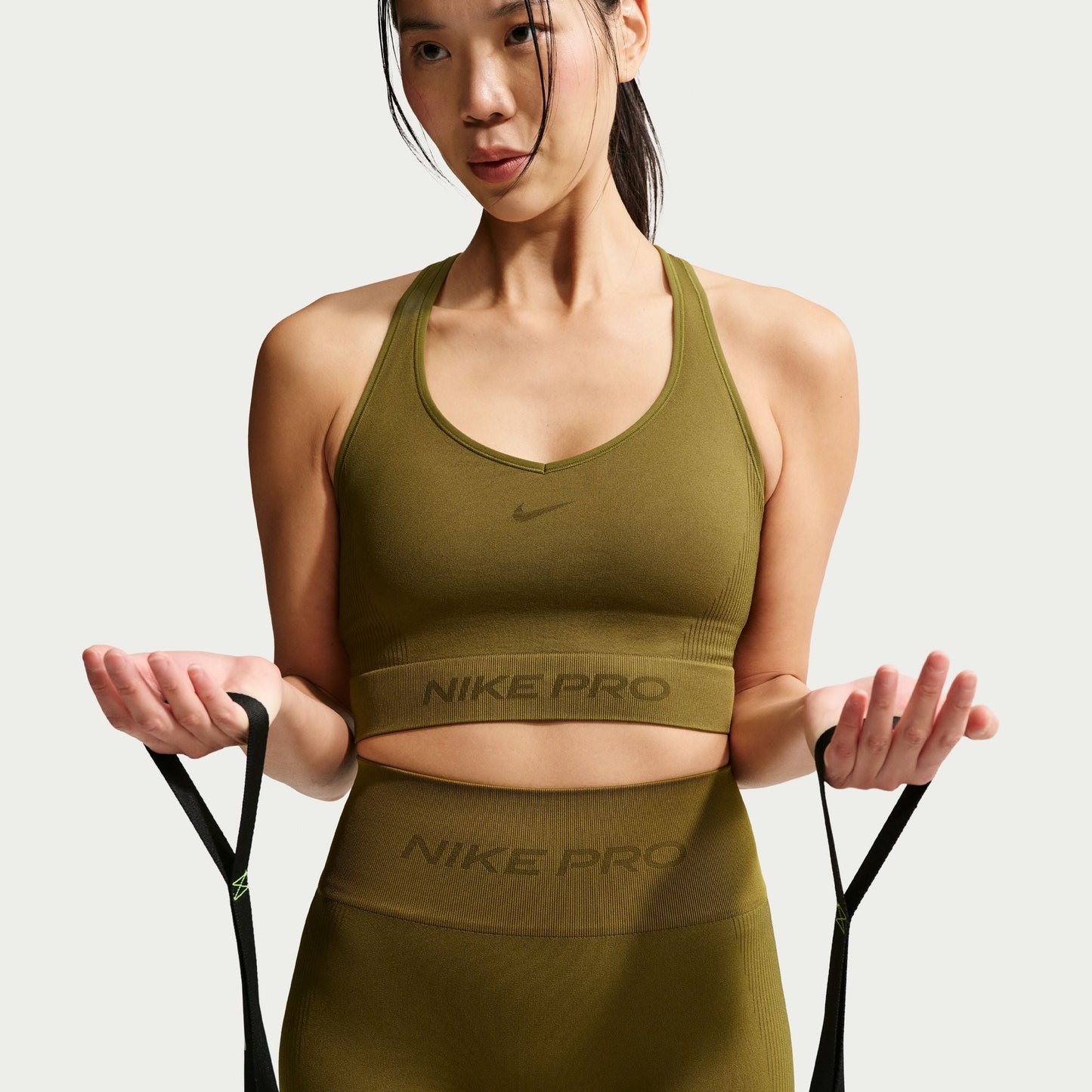 Nike Womens Pro Seamless Cropped Tank Top - Olive